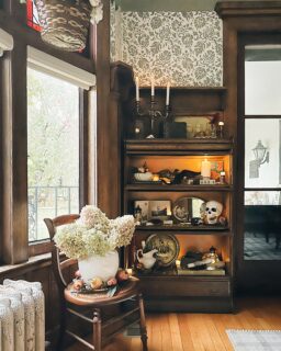 When you’re an SLP mom fueled by ADHD with a passion for vintage decor🏴‍☠️🪎☠️
🪎Most everything you see is sourced from estate sales, local thrift stores, my attic and my mom’s basement. My treasured antique banker’s cabinet was a very special gift from my best friend @jessicasmithjms and her mom 🥹🤎
🪎This year my speech team and I will be dressing as pirates for our school’s Halloween celebration because we love to teach the “arrr” sound 😂
👦🏼My youngest is also practicing his “r’s” so this was extra special for him 
📽️Last week, I shared a reel (What’s Lost is Found, Part 40) breaking down the major items/themes to look for while you’re out thrifting to create this look. Head to my feed to check it out. 

Next week I’ll continue to share more of my traditional fall styling around our home. If you love this sort of content, feel free to follow along with me, Kristen, @maplehousebuffalo 🍁

#vintagehalloween #classichalloween #historicbuffalony #antiquecabinet #bryanscozycorner